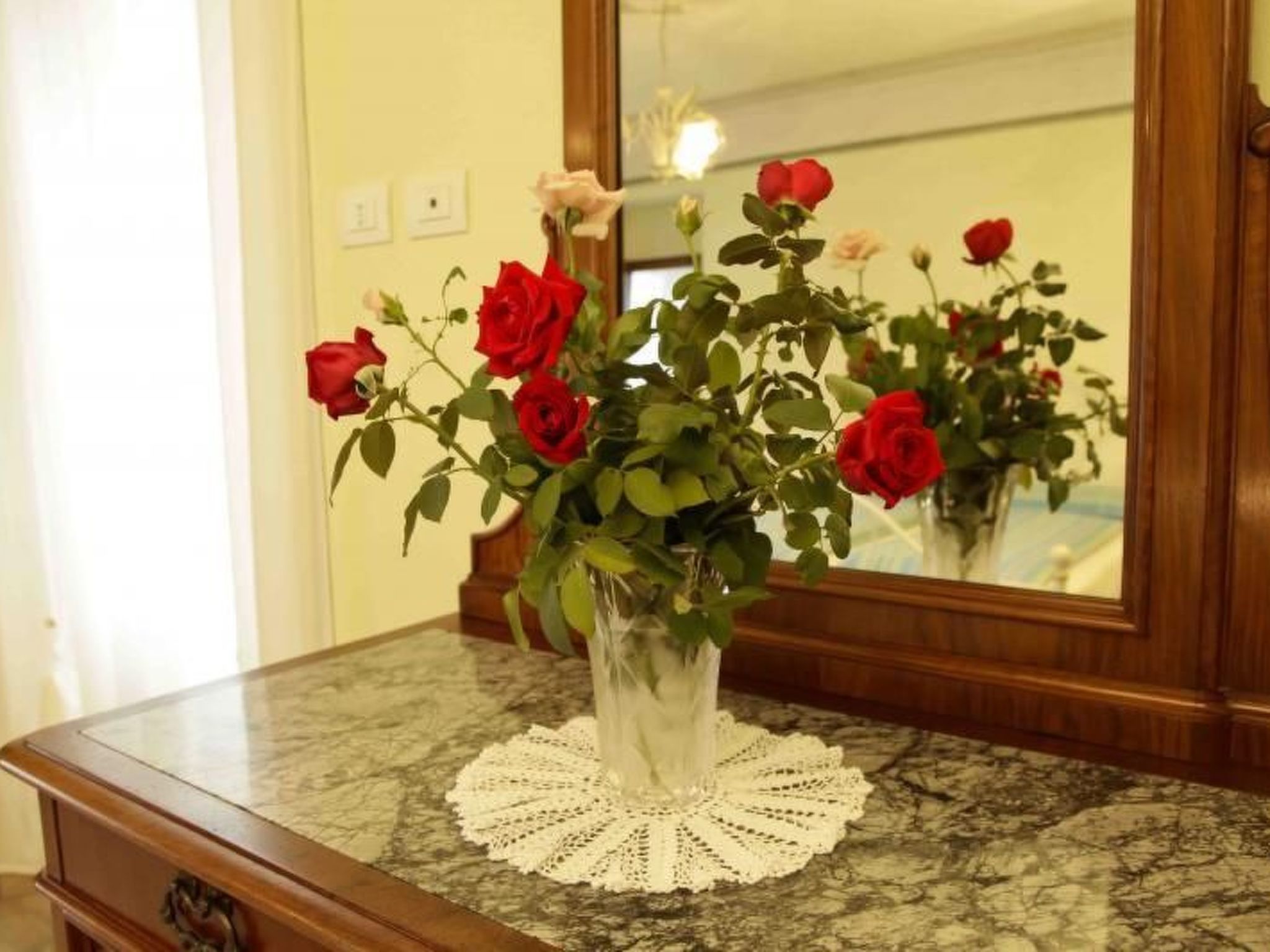 Ferienvilla 'Perla del Lago' mit privatem Pool-Dedans