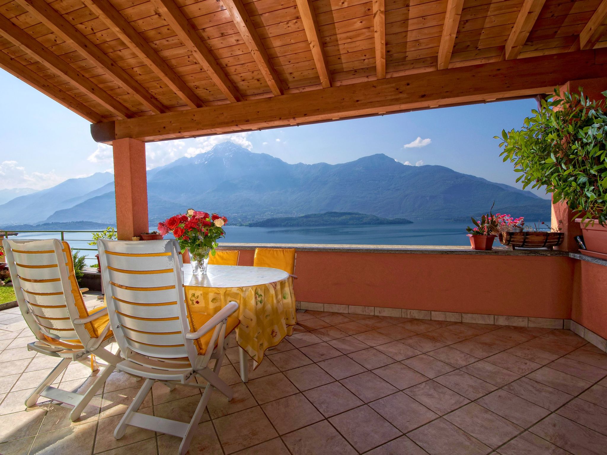 Türkisfarbenes Haus mit fantastischer Aussicht-Binnen