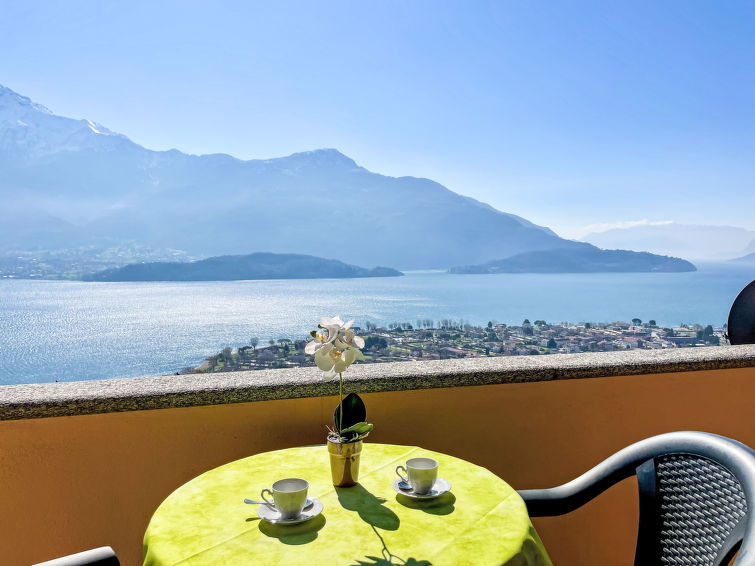3-persoons appartement met meerzicht in Vercana in Vercana