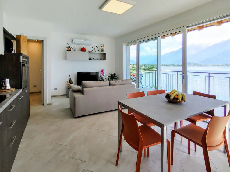 Search and Stay destination Gera Lario, Lombardia - Italy from AU$ 284. Ciclamino (GLA127)
