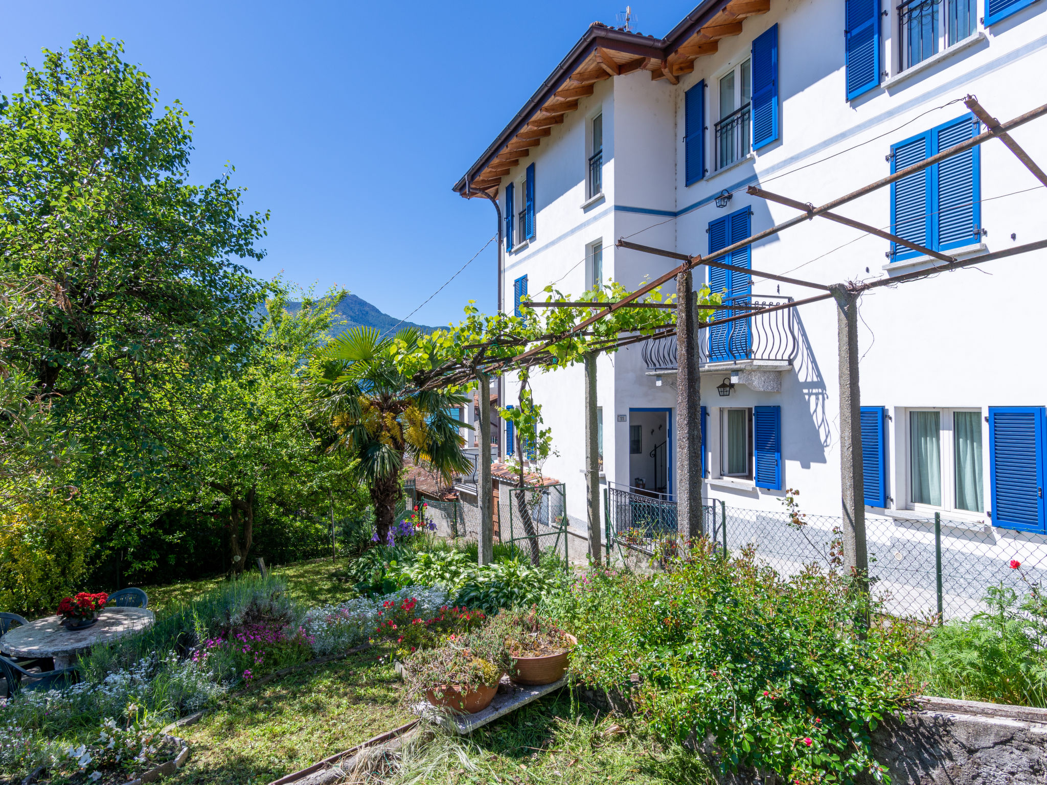 Ferienhaus mit umzäuntem Garten in Gera Lario (Italien) und 2 Hunde erlaubt