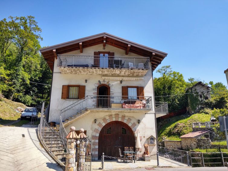 4-persoons appartement met open haard in Sorico Albonico in Sorico Albonico