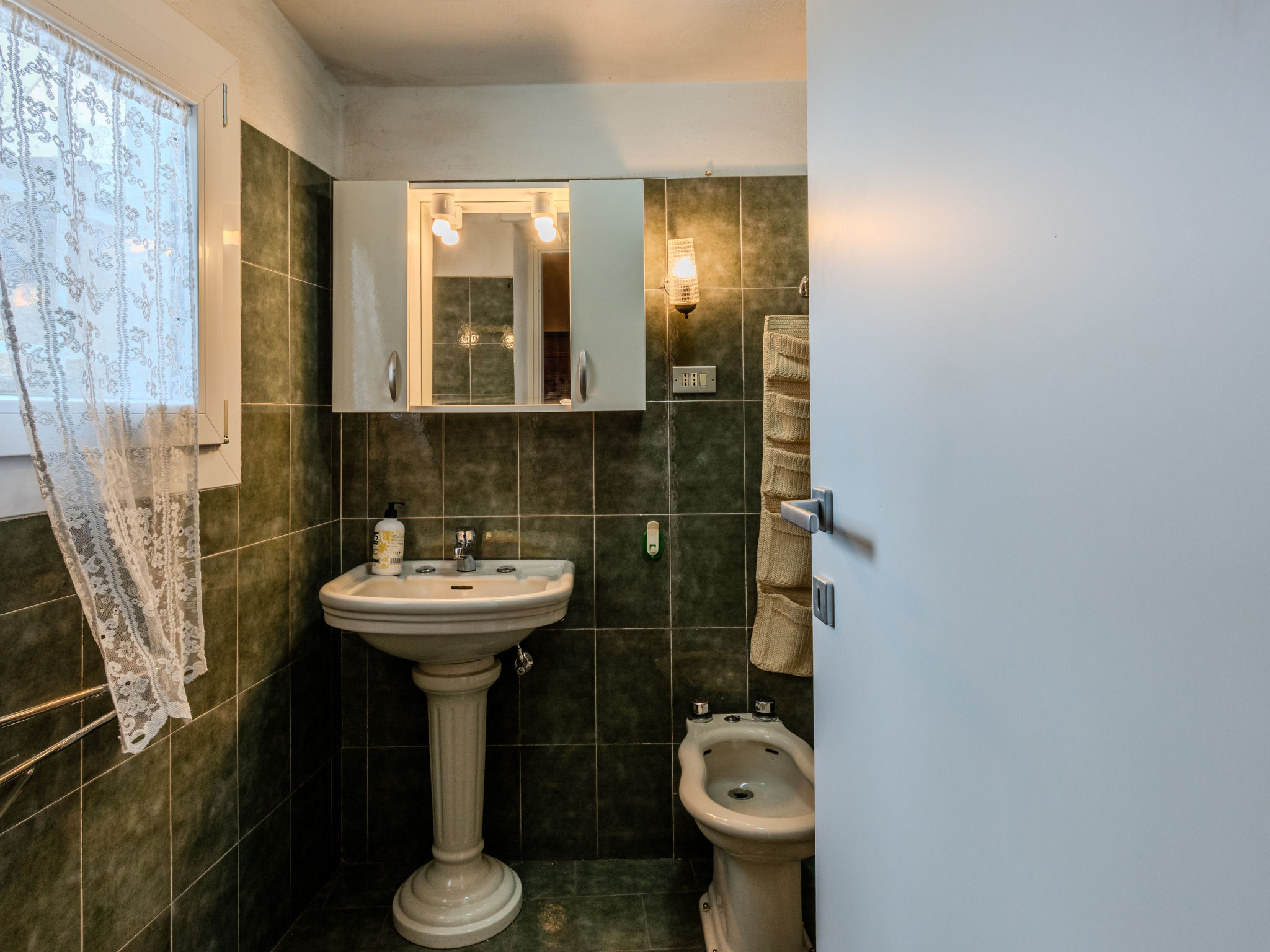 Borgo Antico-Inside