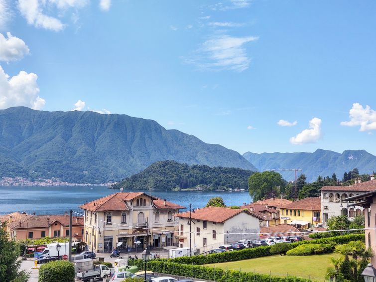 Search and Stay destination Azzano, Lombardia - Italy from AU$ 232. Villa Costanza