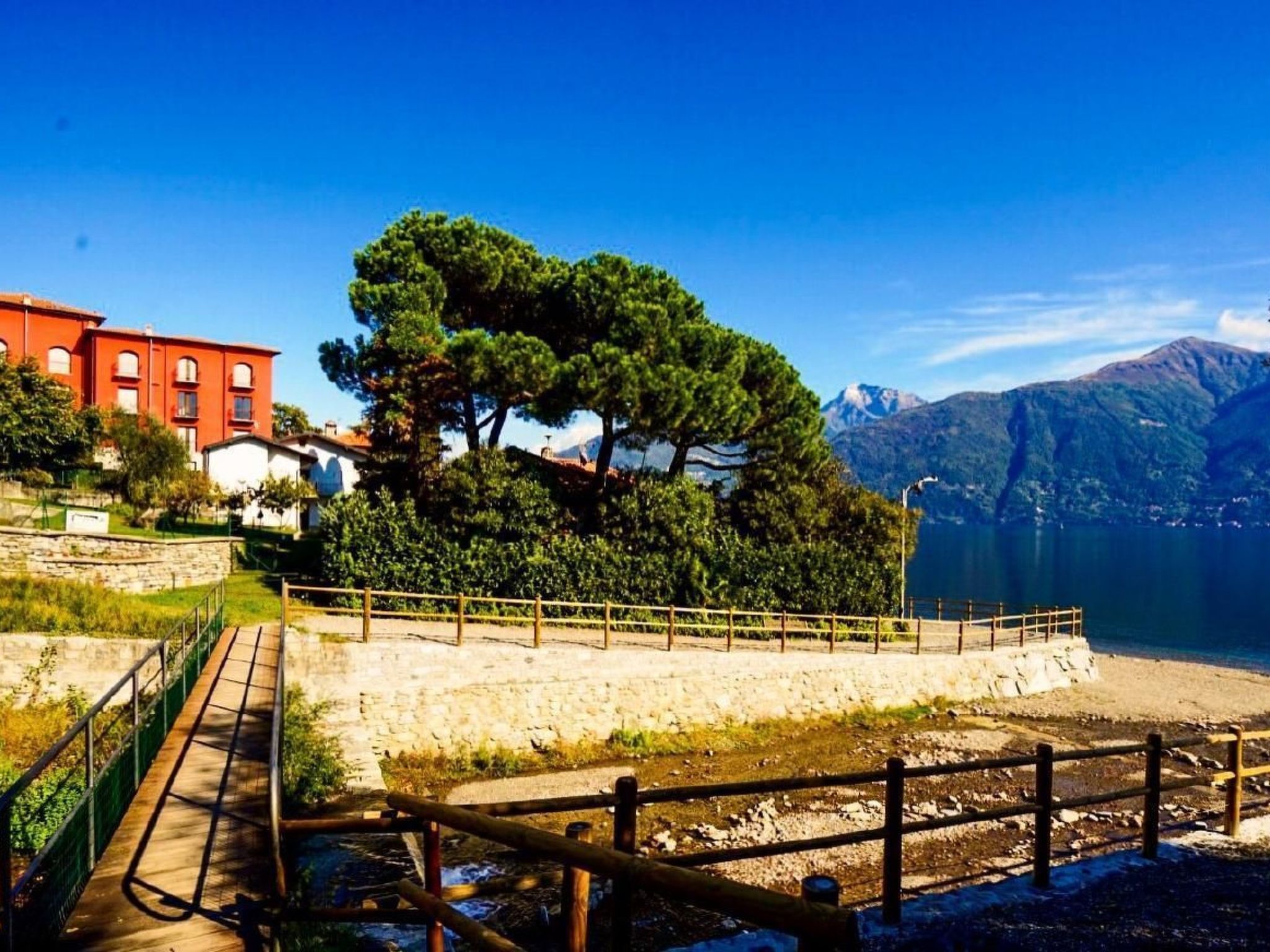 Little Paradise-Outside