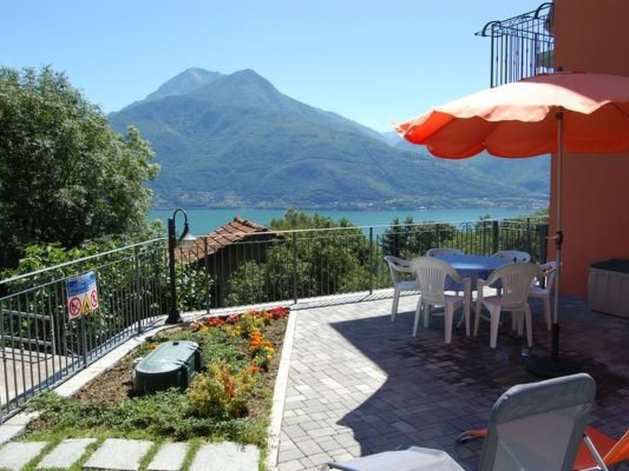 Rustikales Haus in ruhiger Lage mit  Seesicht-Binnen