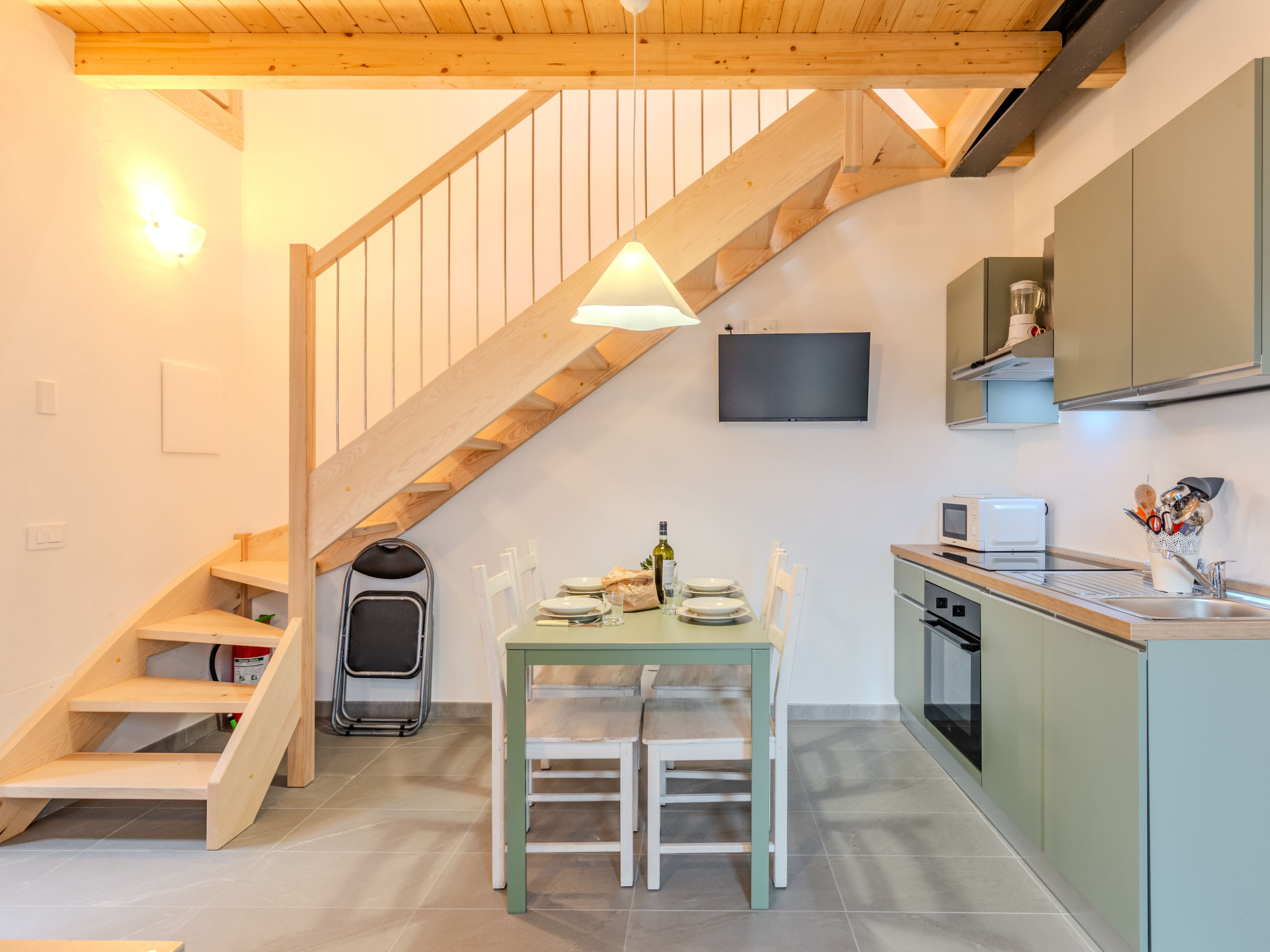 Kitchen / Dining Room