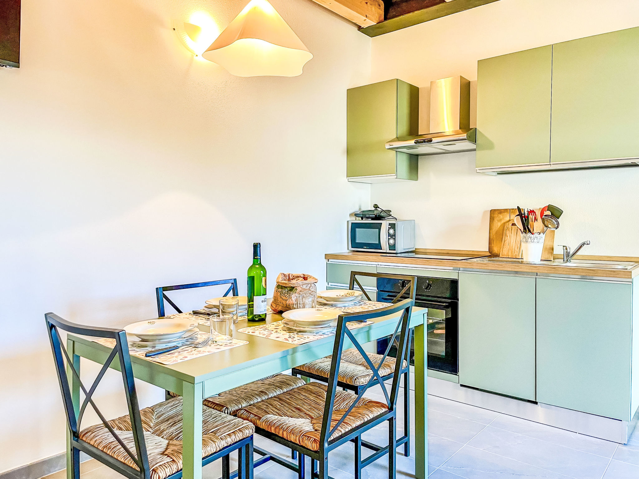 Kitchen / Dining Room