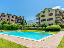 Miralago Guest House