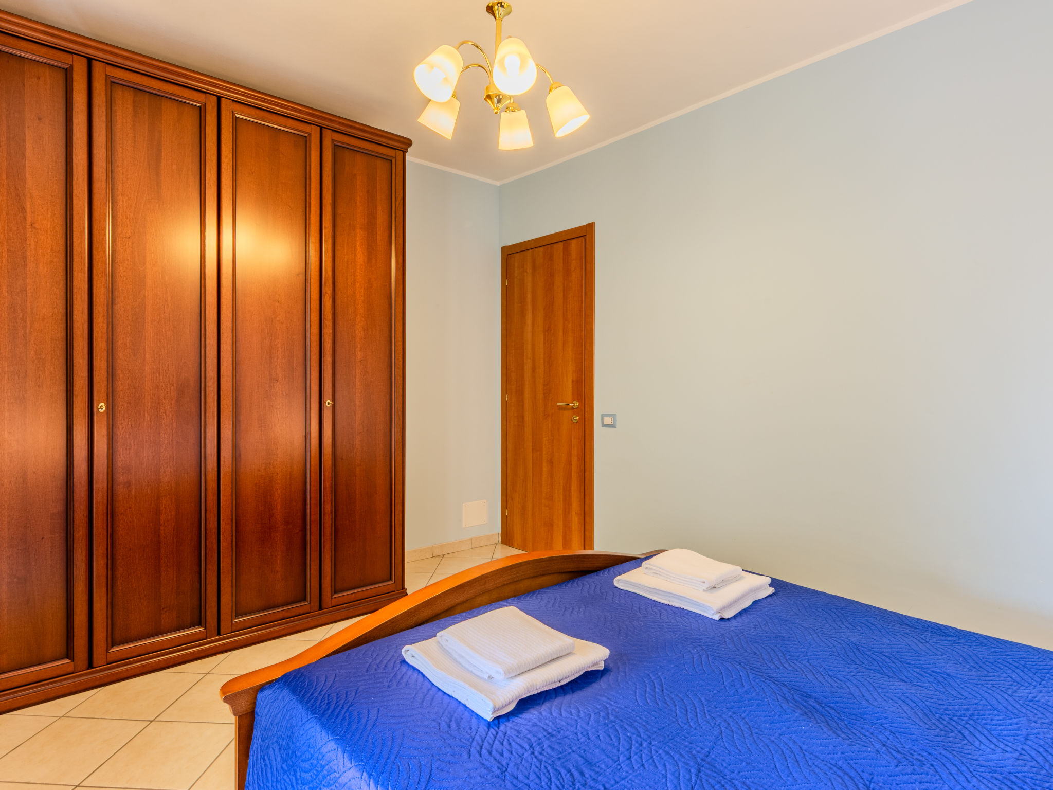 Miralago Guest House-Inside