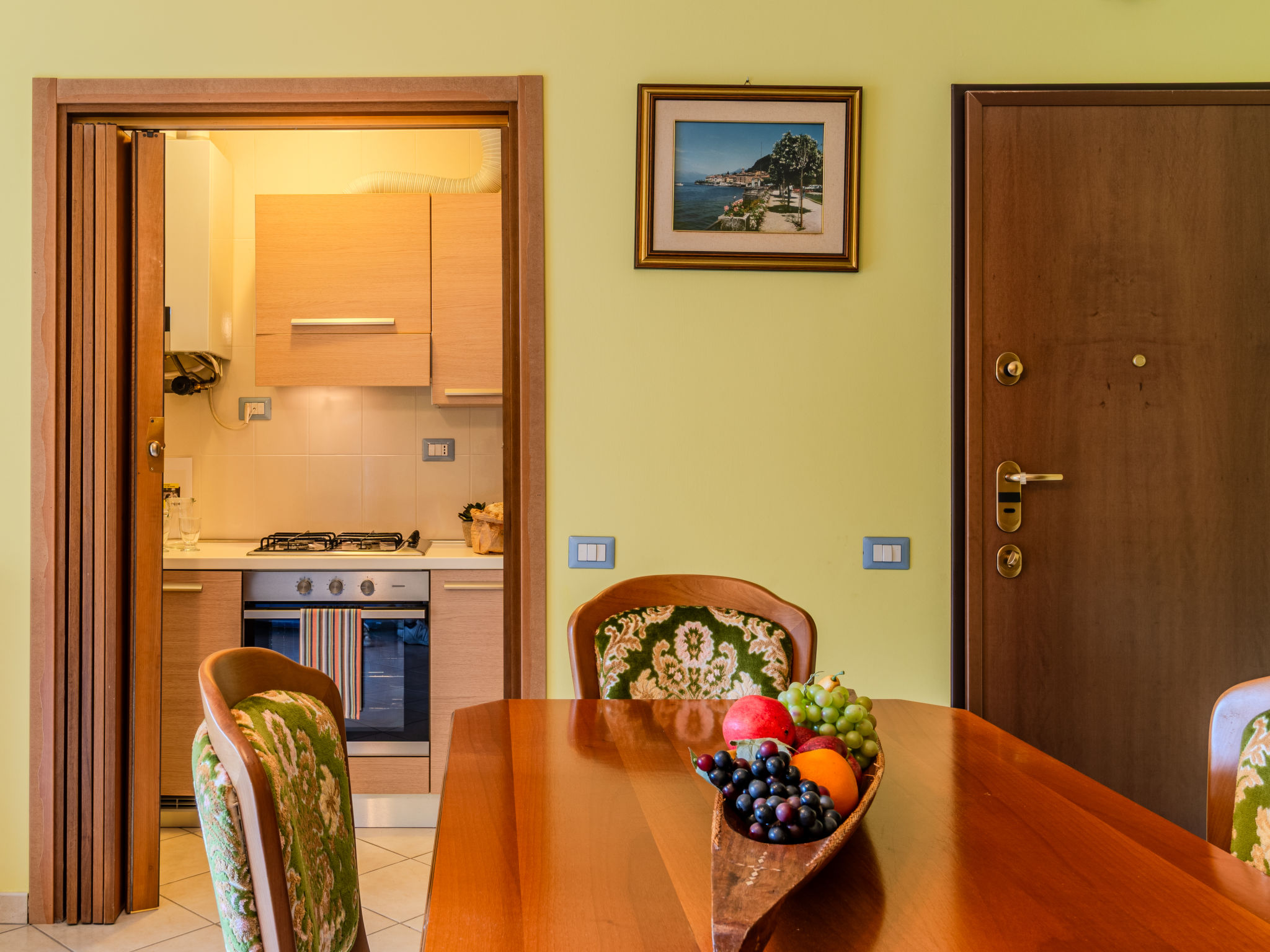 Miralago Guest House-Inside