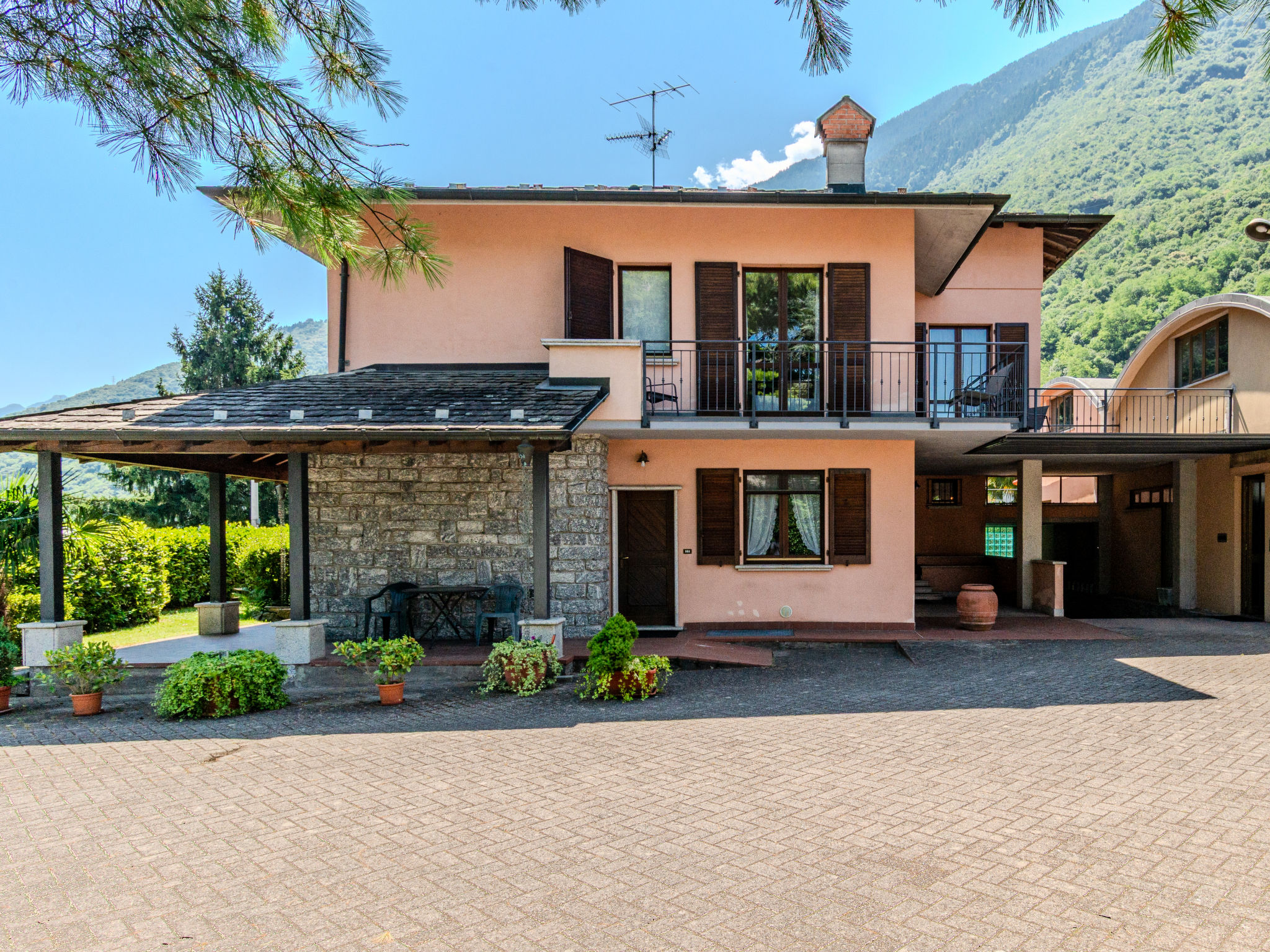 Casa Alessio-Buiten