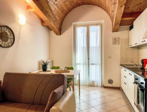 Domus ad Lacum