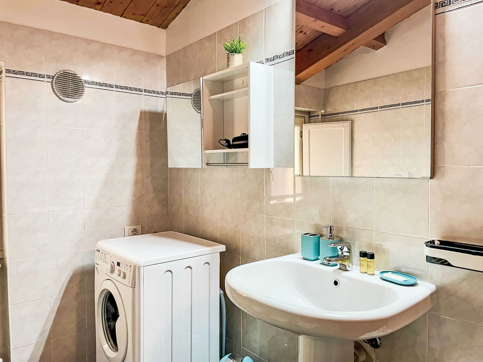 Domus ad Lacum-Binnen