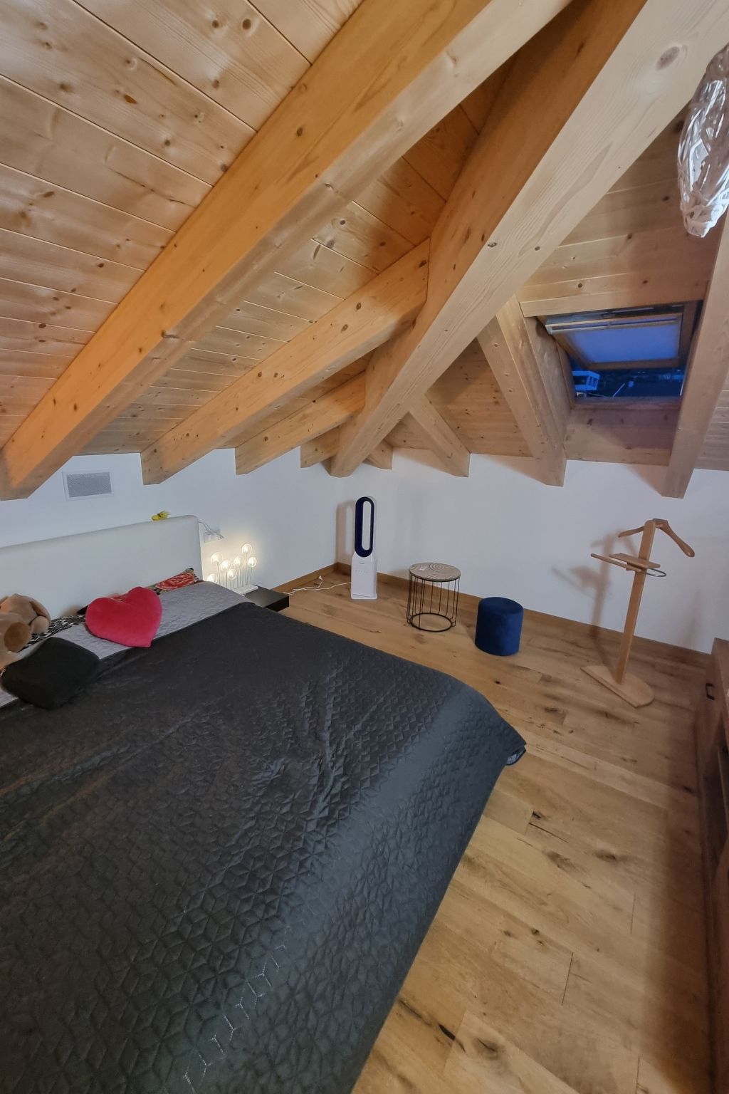 LoSteLaDa-Image-tags.info