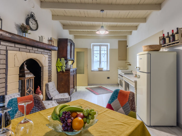 Appartement Mara in Colico: op 1,4 km van het grasstrand Piona in Colico