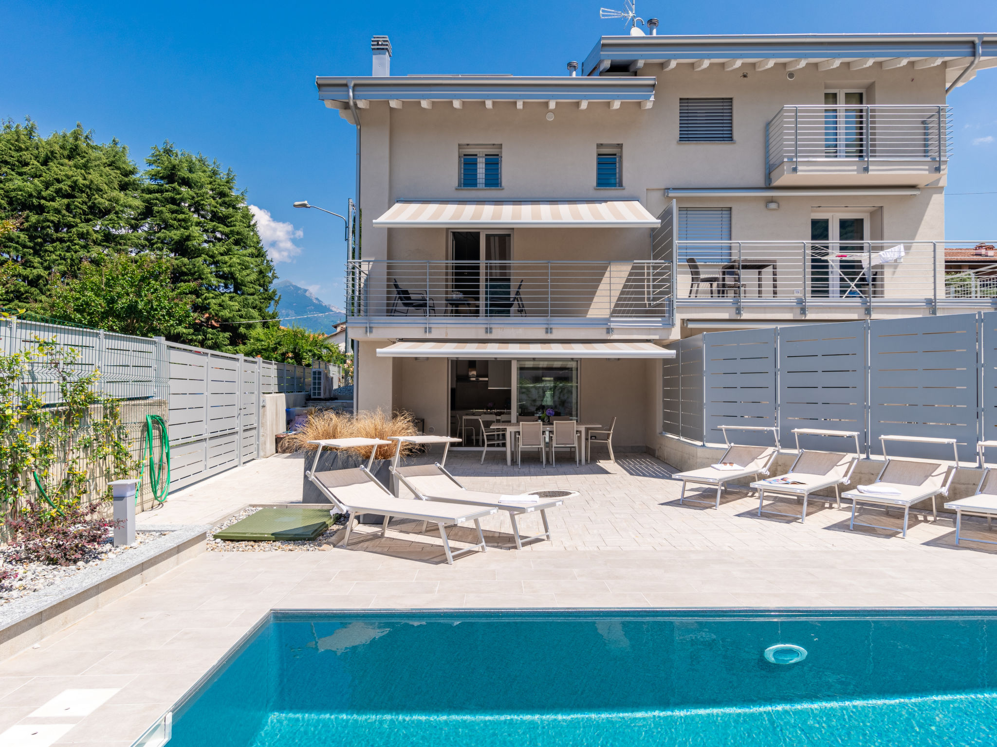 Vakantiehuis met privé zwembad in Colico (Italië) voor 6 personen