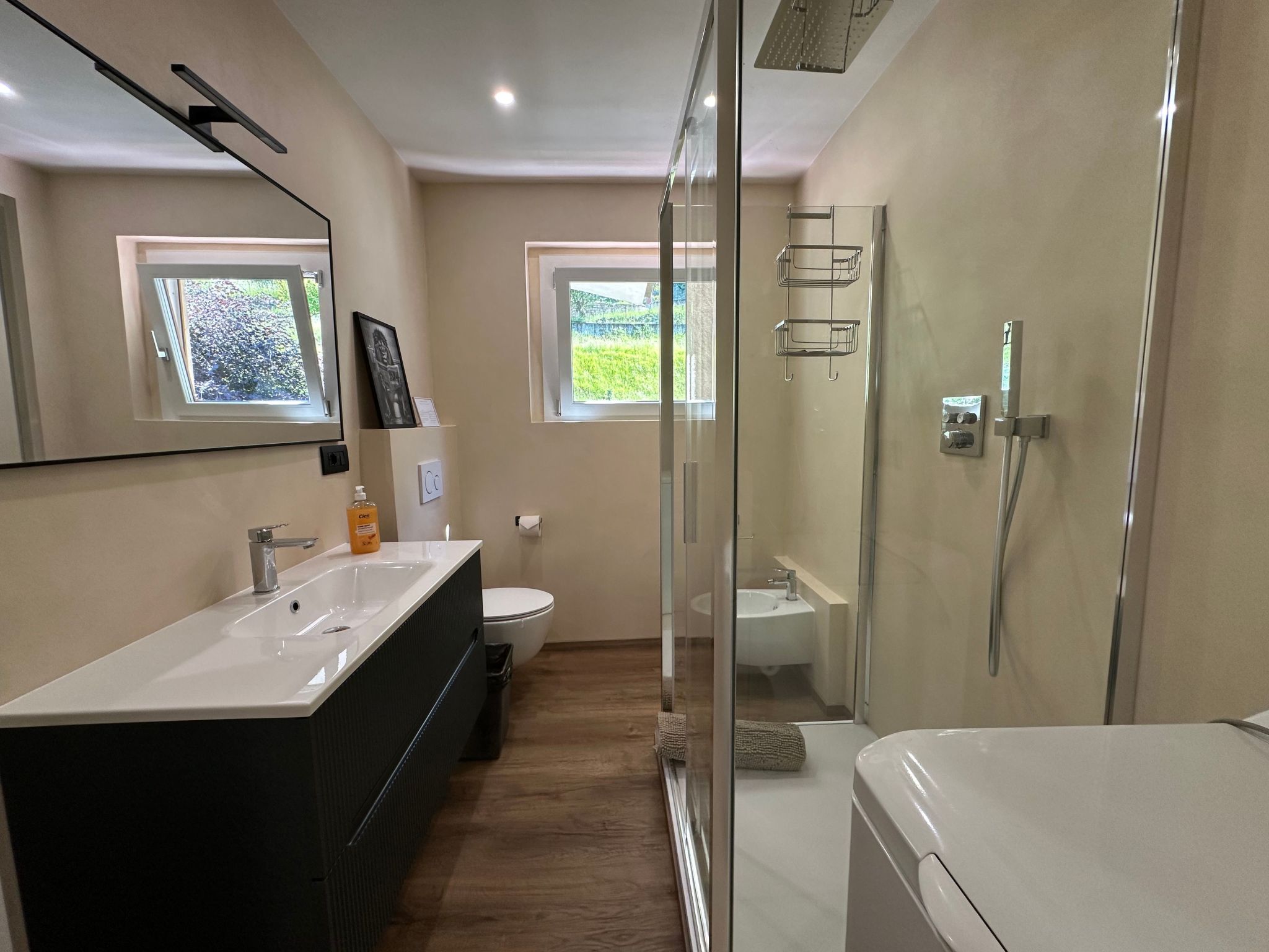 Das Quiet Corner Apartment - Comer See-Image-tags.info