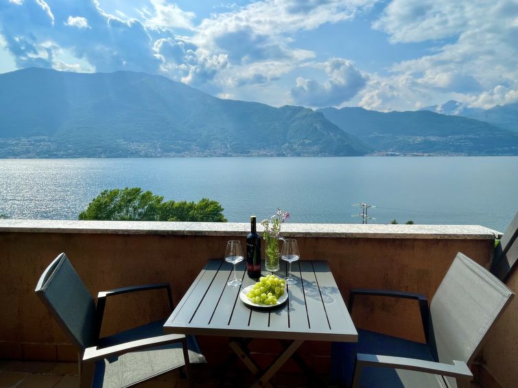 Search and Stay destination Dorio, Lombardia - Italy from AU$ 284. Vento Errante