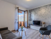 Rustiek appartement aan het Comomeer in Dorio met panoramisch uitzicht - thumbnail 3