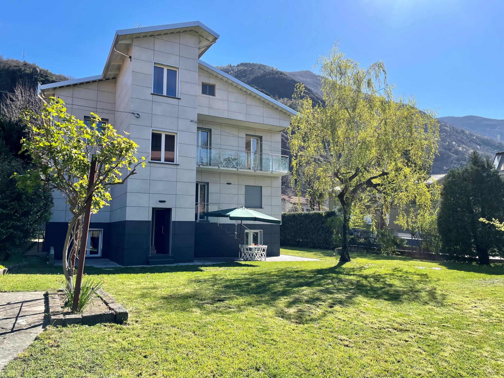 Ferienhaus in Dervio (Italien) und 2 Hunde erlaubt