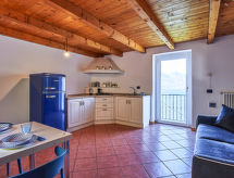 Holiday home Oro del Lario