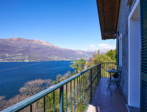 Holiday home Oro del Lario