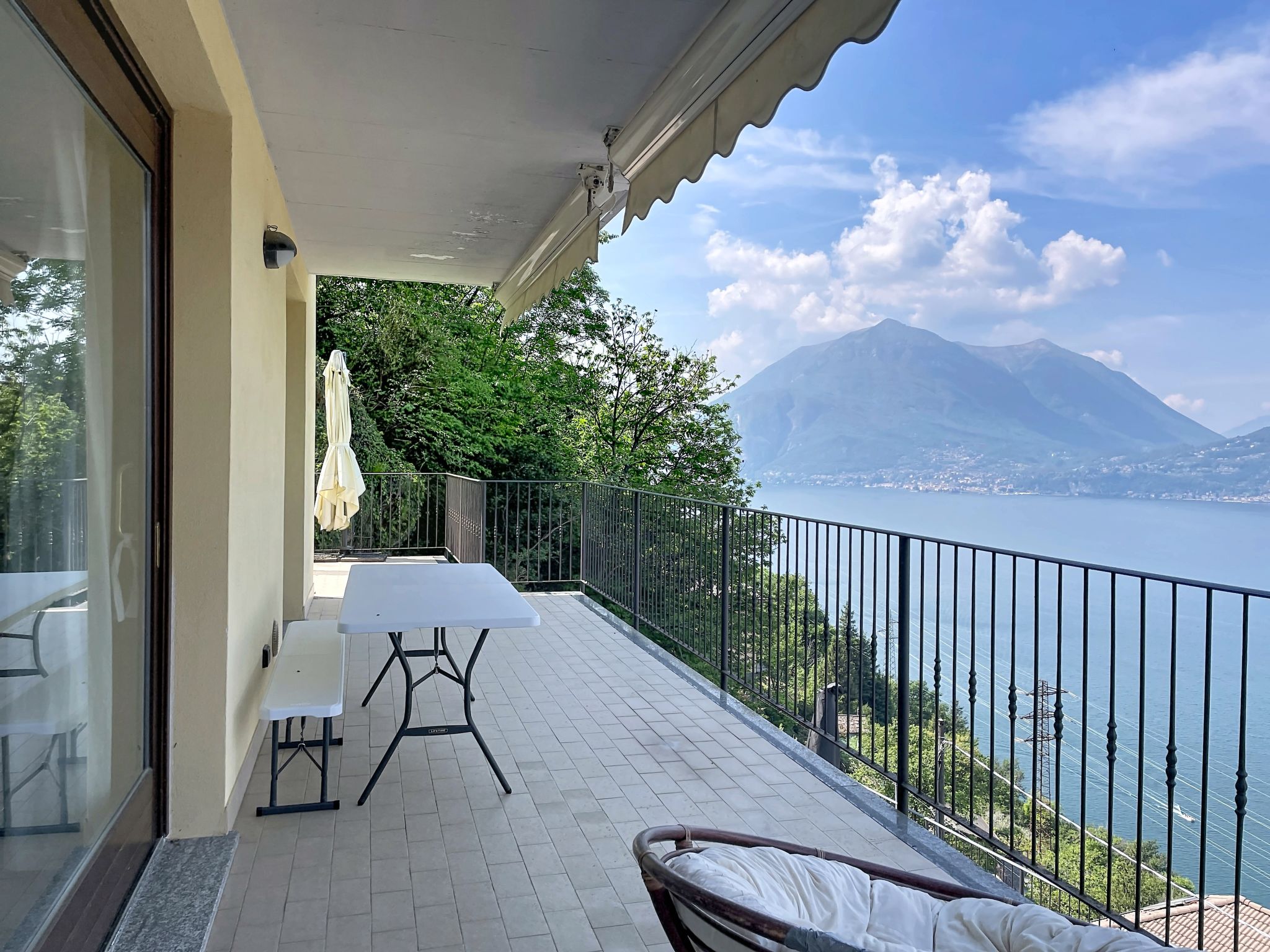 Photo of Riflesso del Lario