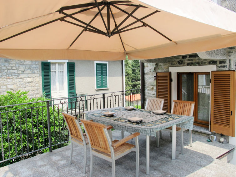 Search and Stay destination Gittana, Lombardia - Italy from AU$ 142. Rosa (VNA205)