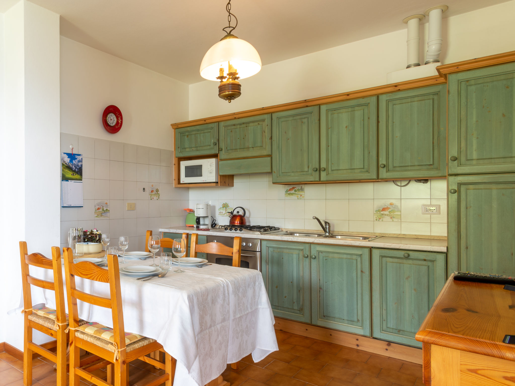 Kitchen / Dining Room