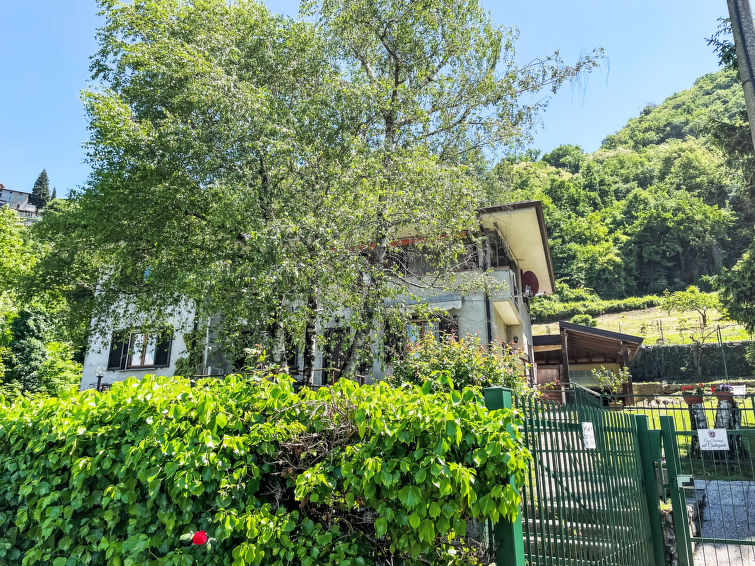 Ruim appartement Nel Castagneto in Varenna voor 5 personen in Varenna