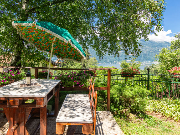 Search and Stay destination Gittana, Lombardia - Italy from AU$ 259. Nel Castagneto
