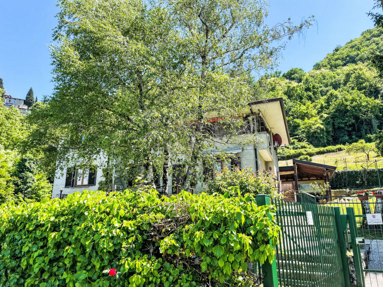 Bergzicht en rust in appartement Nel Castagneto, Varenna in Varenna