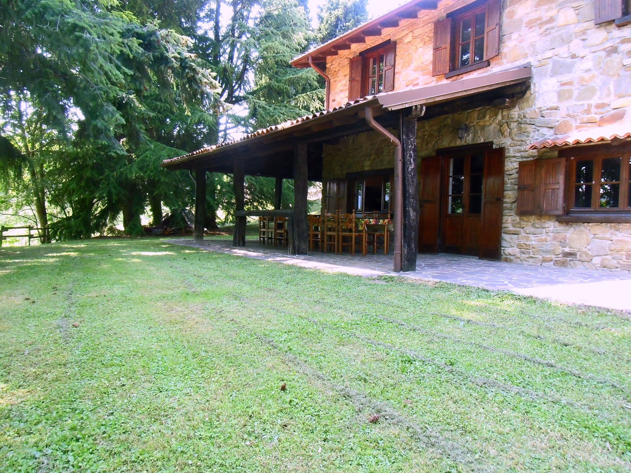 TaiObe - Fröhliches Partyhaus-Image-tags.info