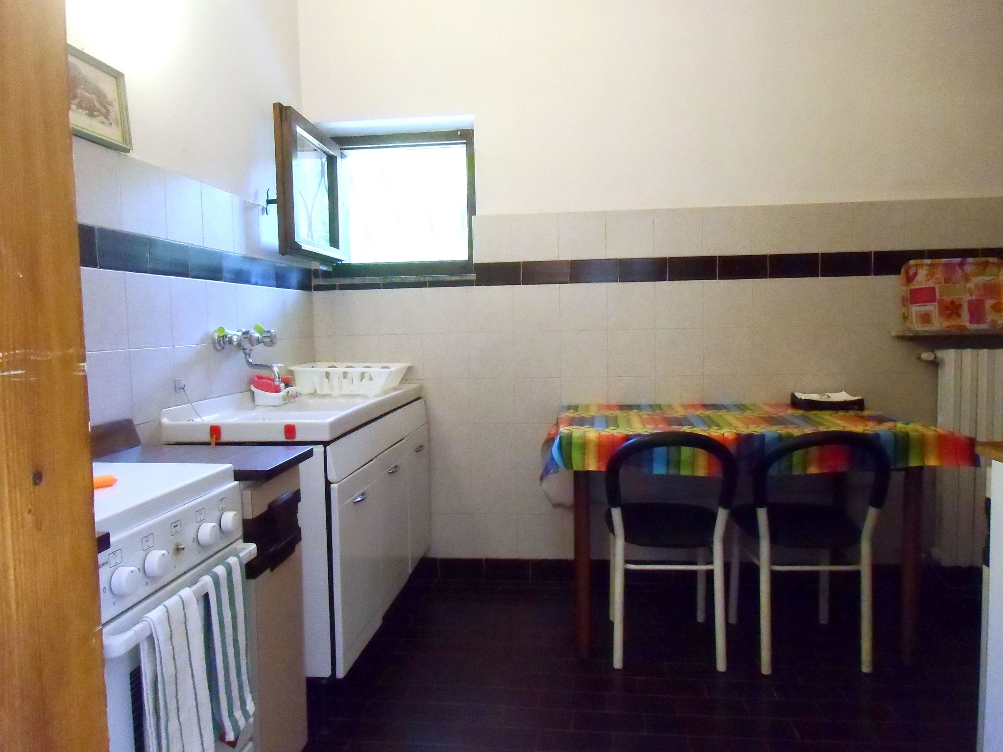 TaiObe - Fröhliches Partyhaus-Image-tags.info