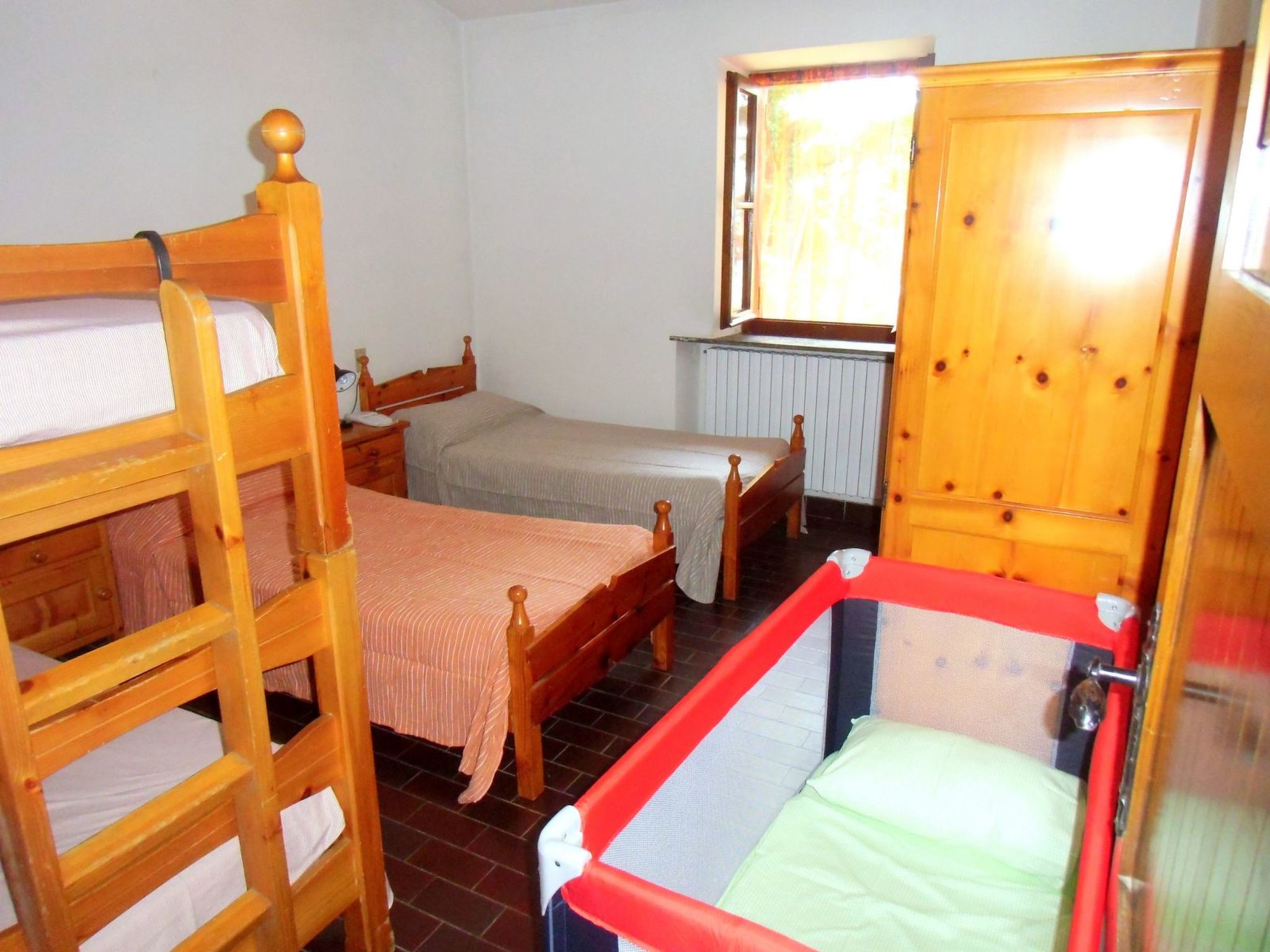 TaiObe - Fröhliches Partyhaus-Image-tags.info