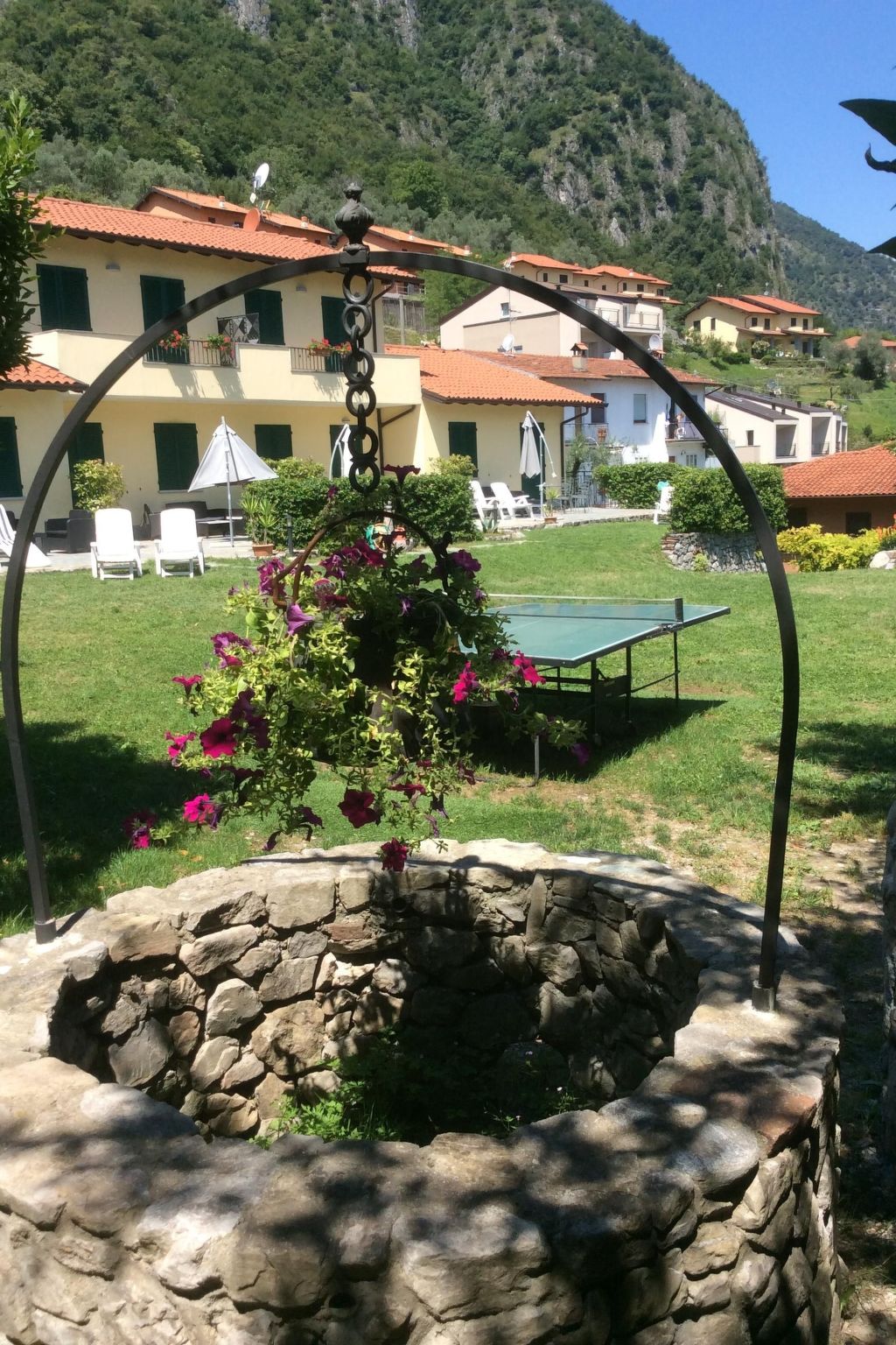 Villa zur alleinigen Nutzung mit 4 Wohnungen-Binnen