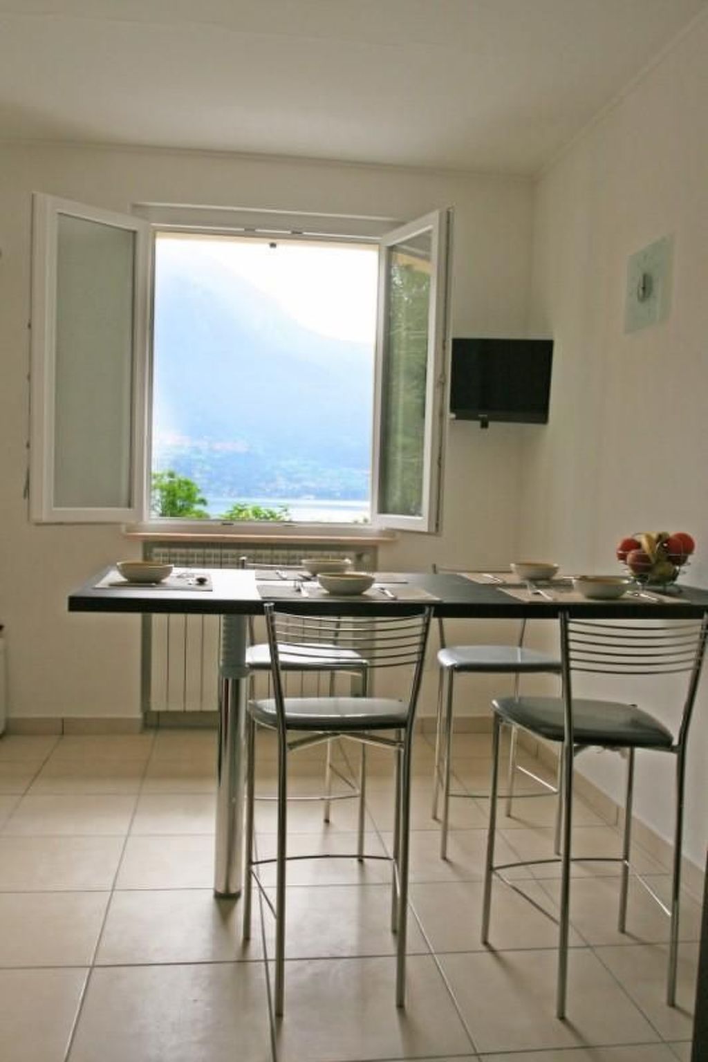 Villa zur alleinigen Nutzung mit 4 Wohnungen-Binnen