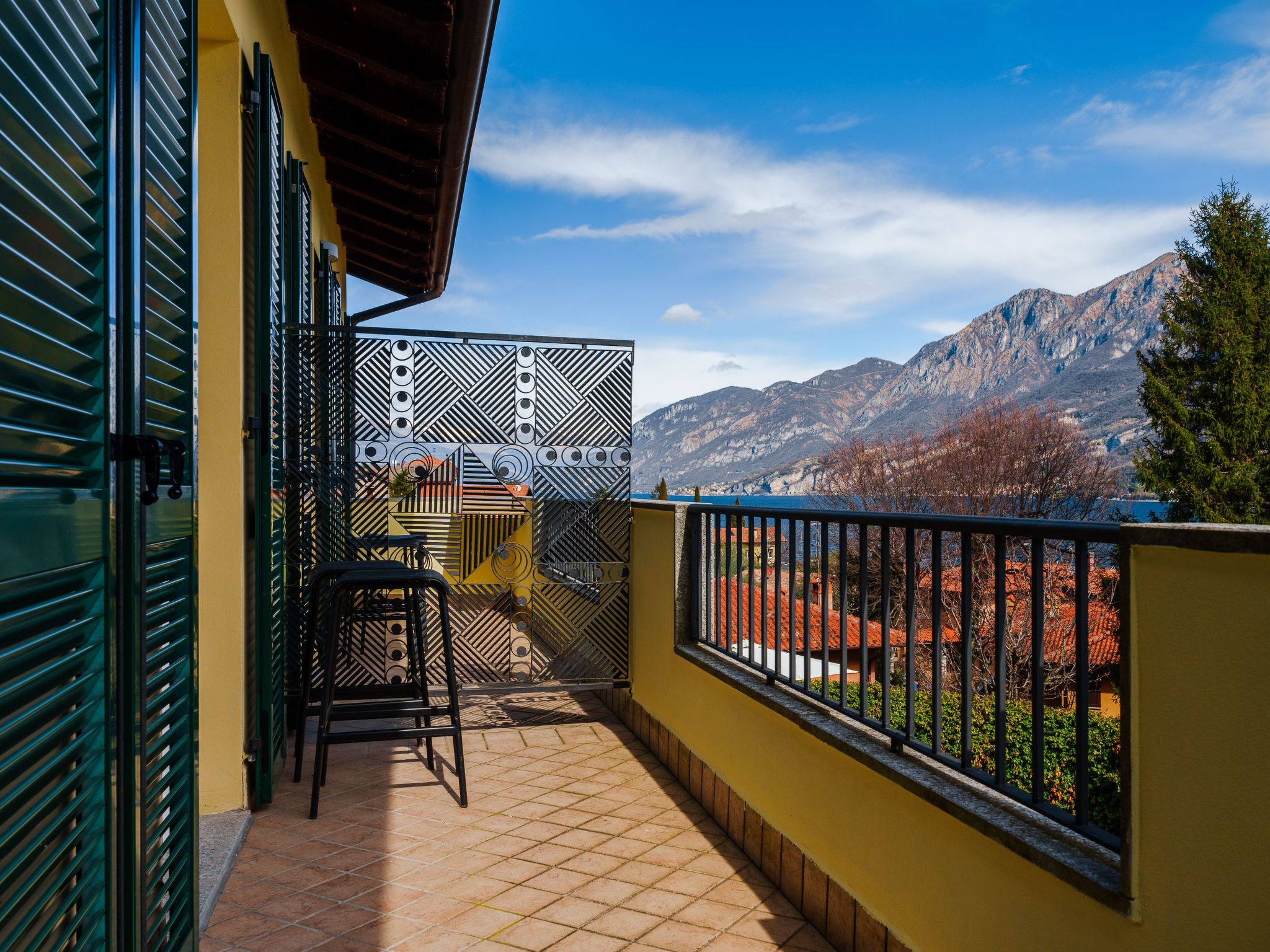 Villa zur alleinigen Nutzung mit 4 Wohnungen-Binnen