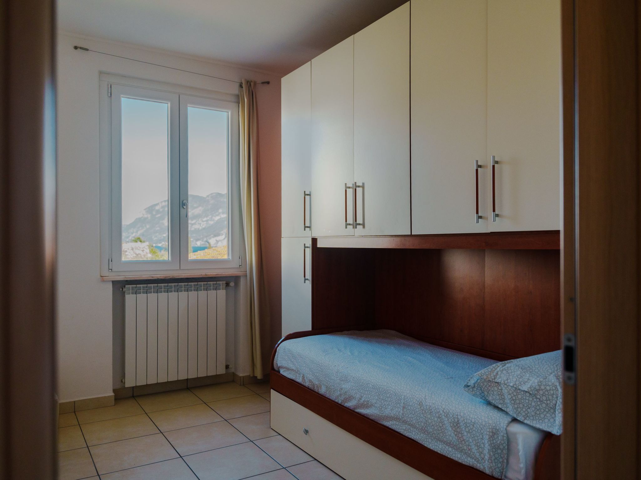 Villa zur alleinigen Nutzung mit 4 Wohnungen-Binnen