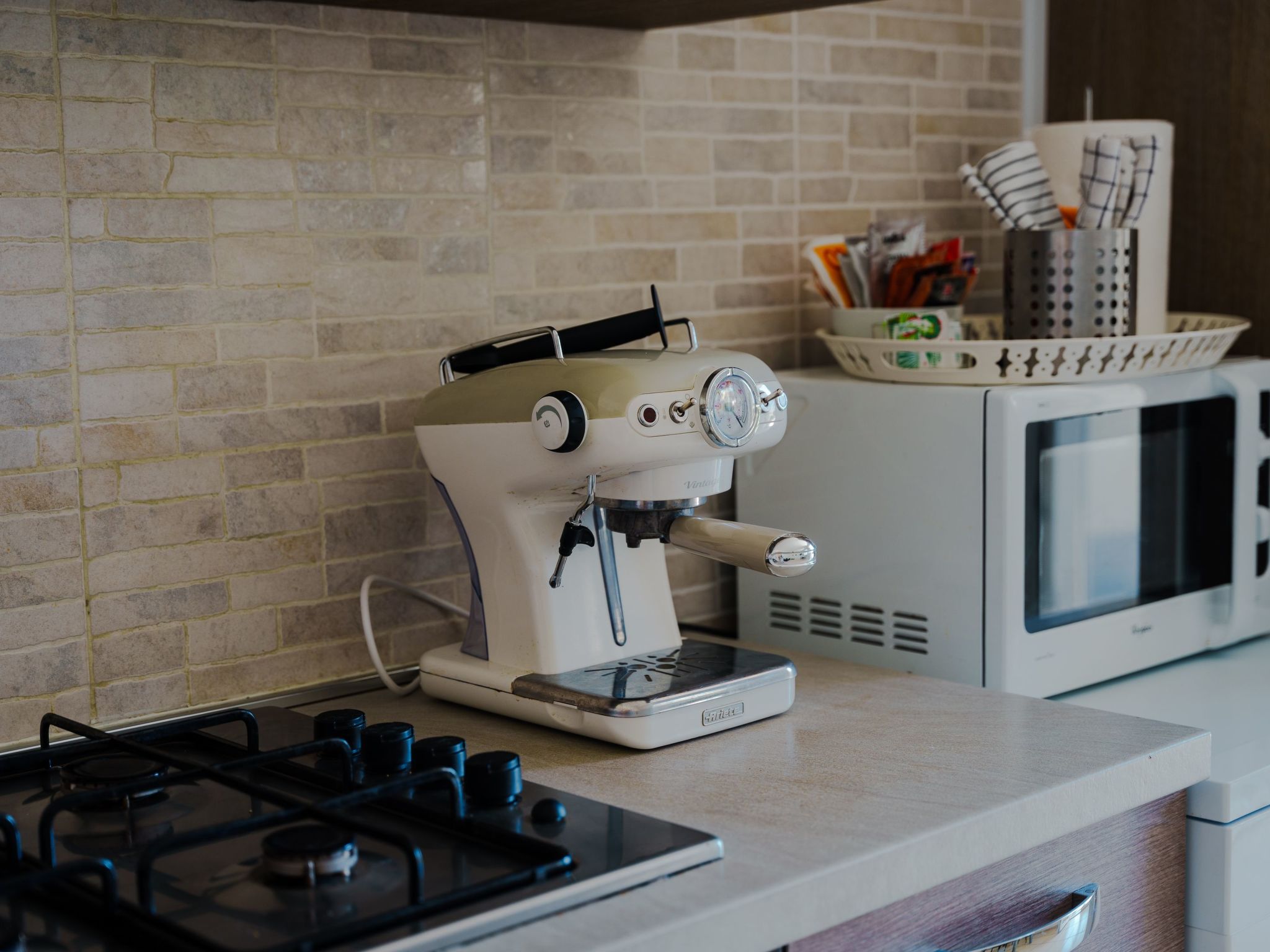 Villa zur alleinigen Nutzung mit 4 Wohnungen-Binnen