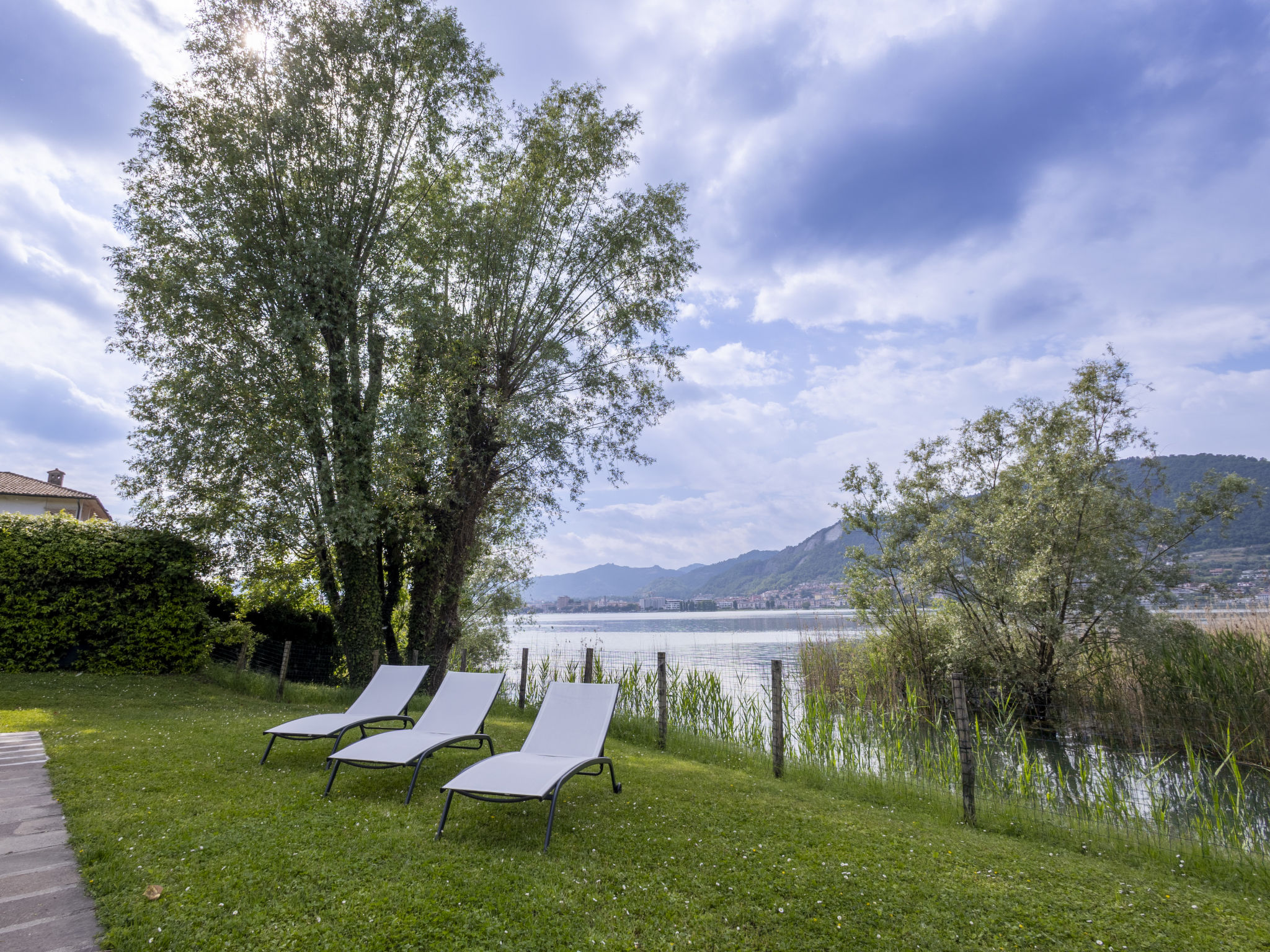 La Casetta sul Lago-Outside