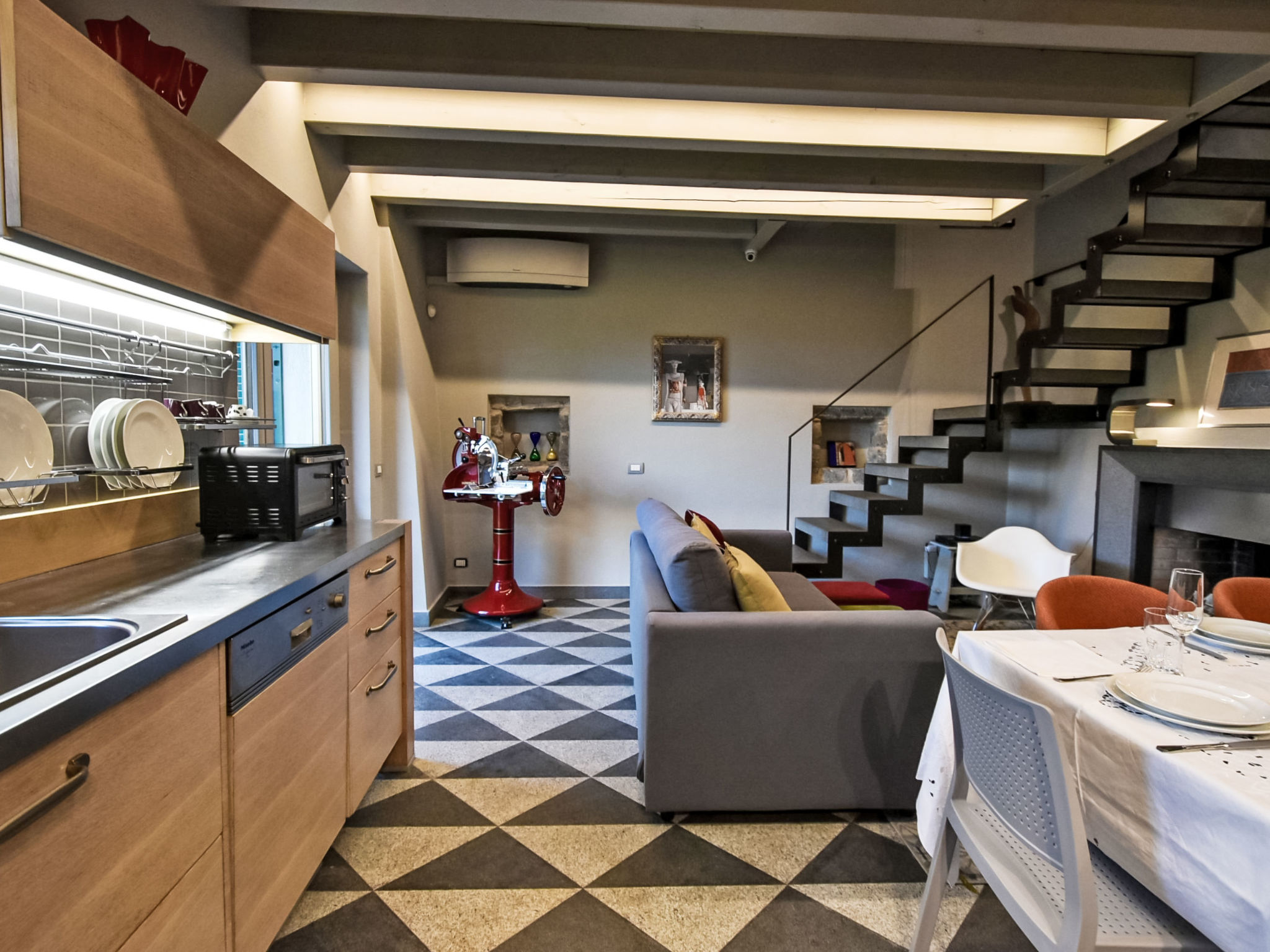 Kitchen / Dining Room