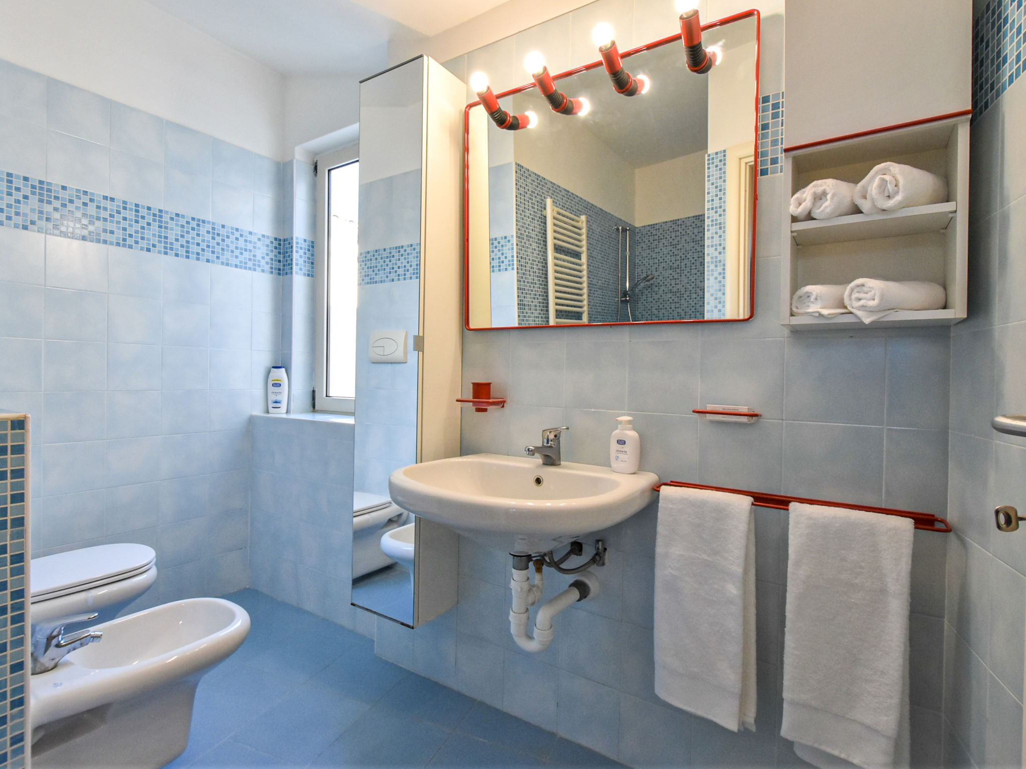 Appartement Duomo Mansarda – Salle de bains, photo 19 sur 34