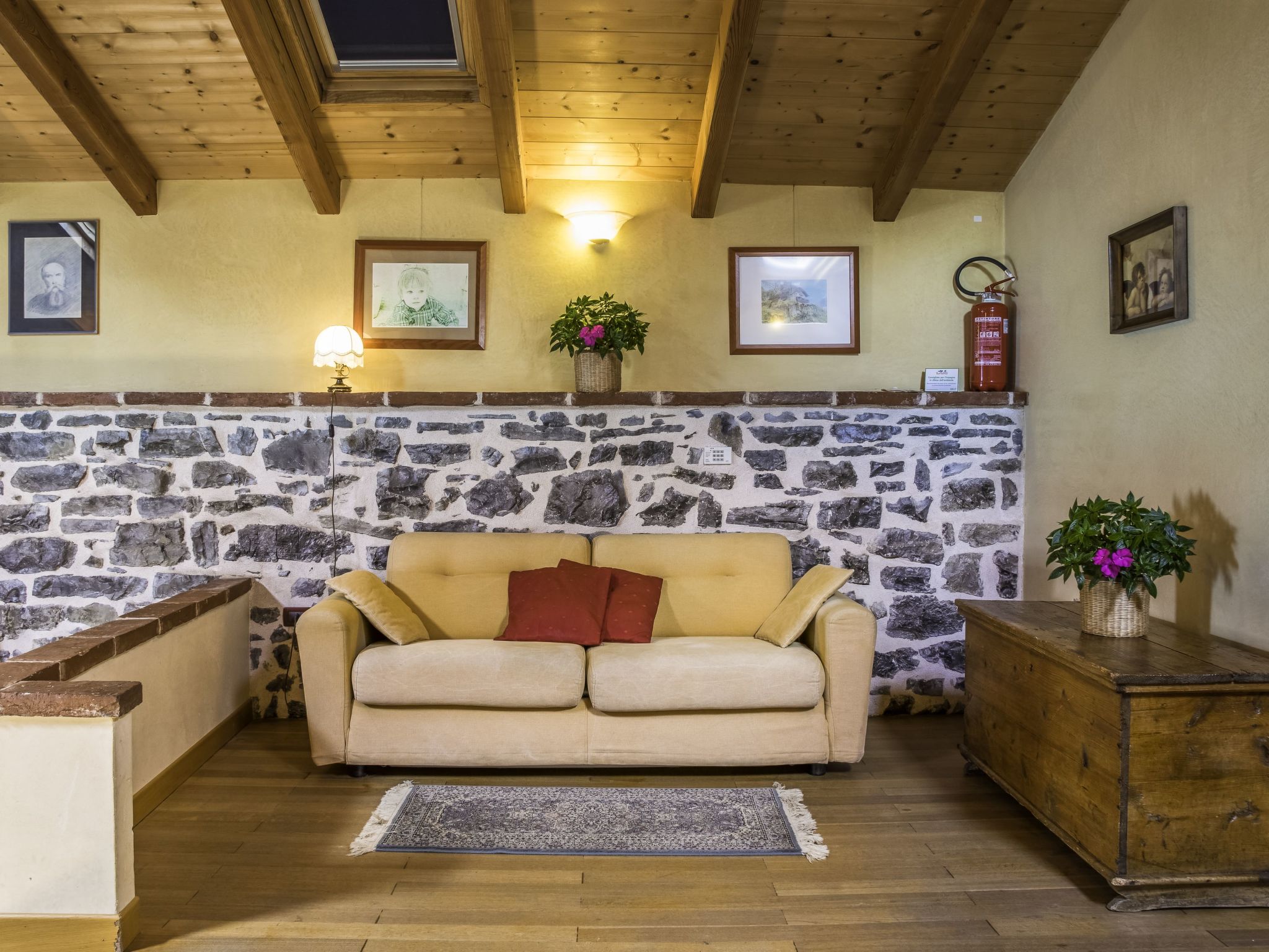 Open Space Penthouse im Schloss mit Seeblick-Binnen