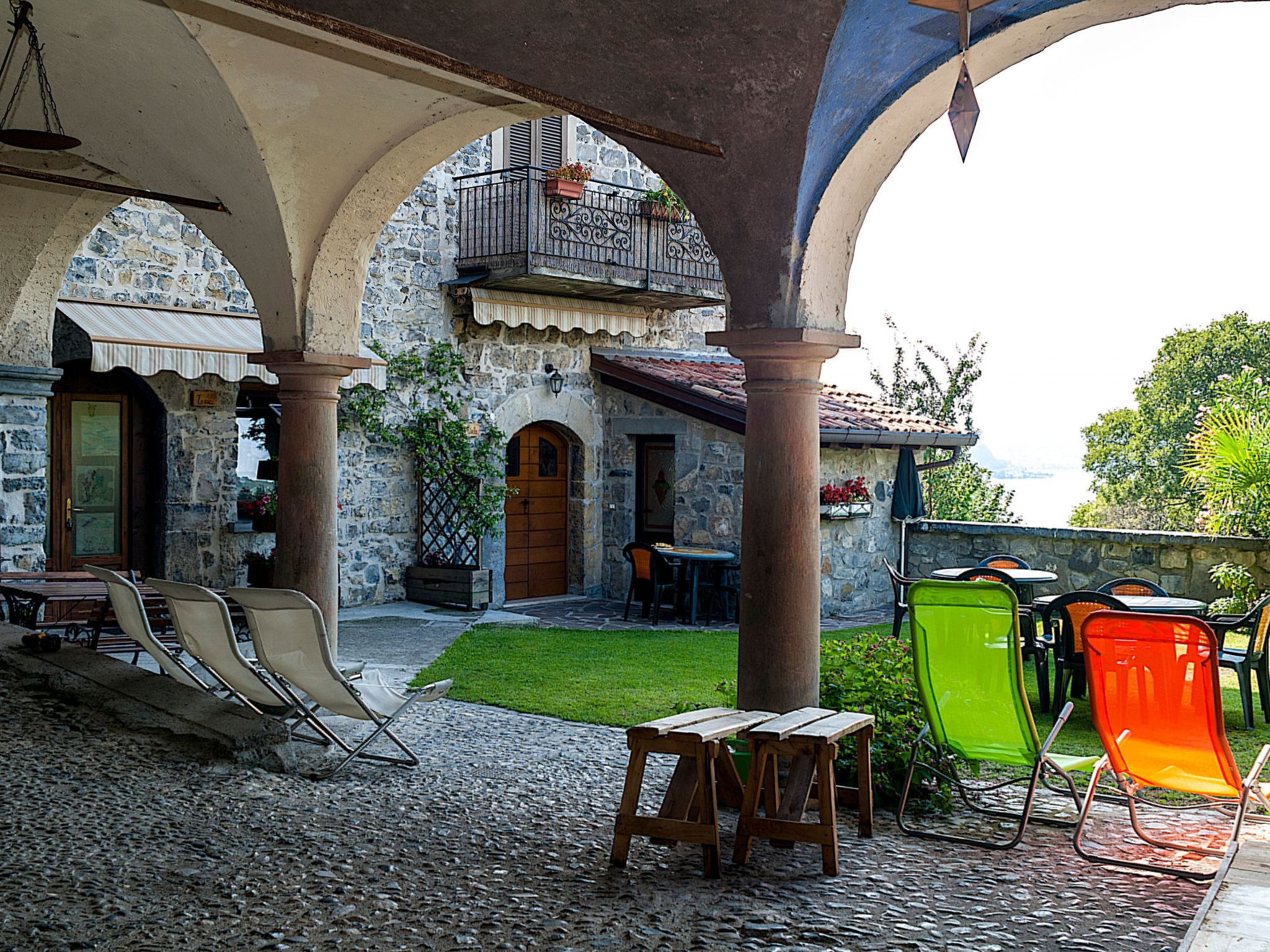 Open Space Penthouse im Schloss mit Seeblick-Binnen