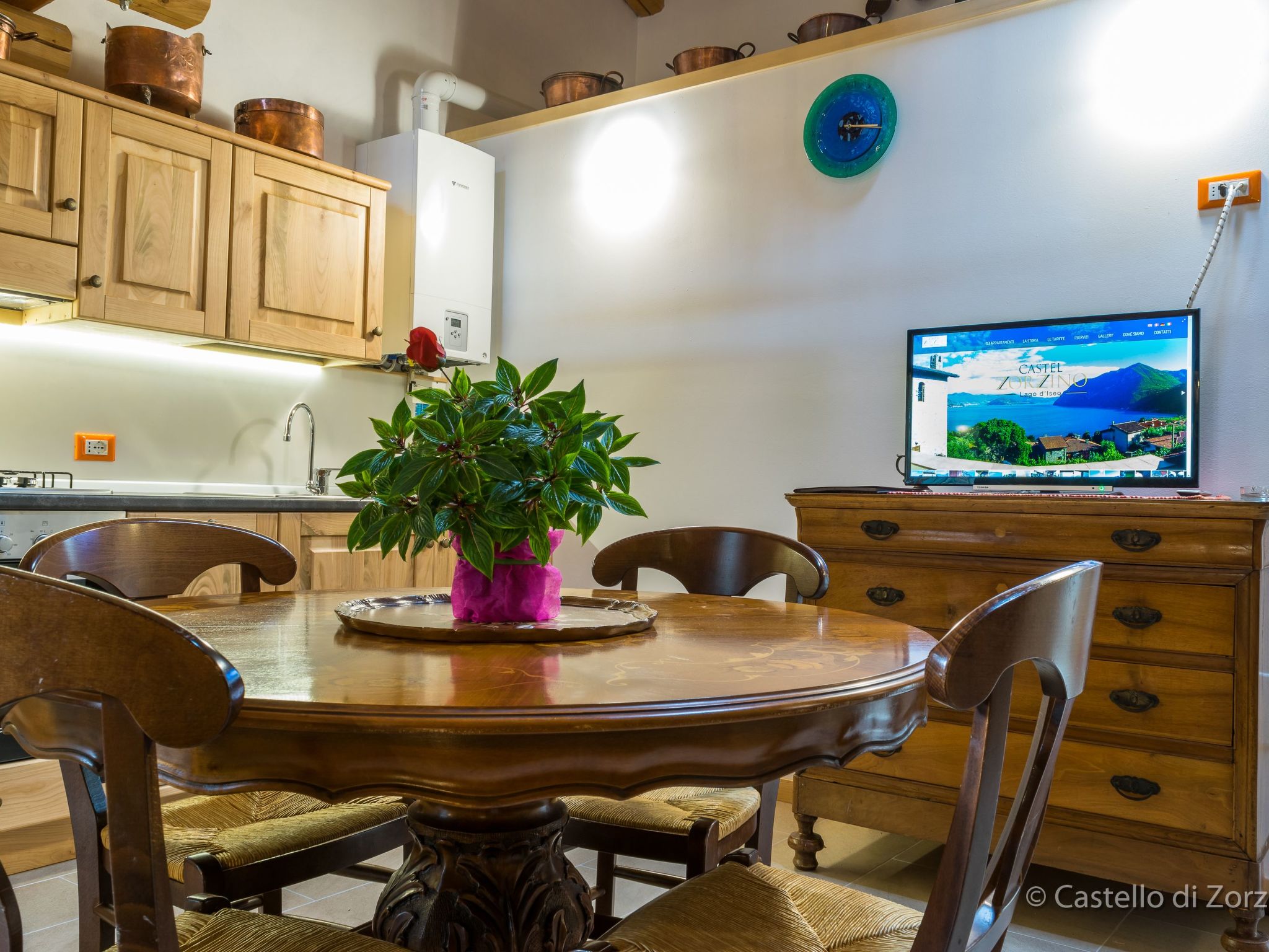 Studio-Apartment mit Zwischengeschoss in einem historischen Gebäude in Zorzino-Binnen