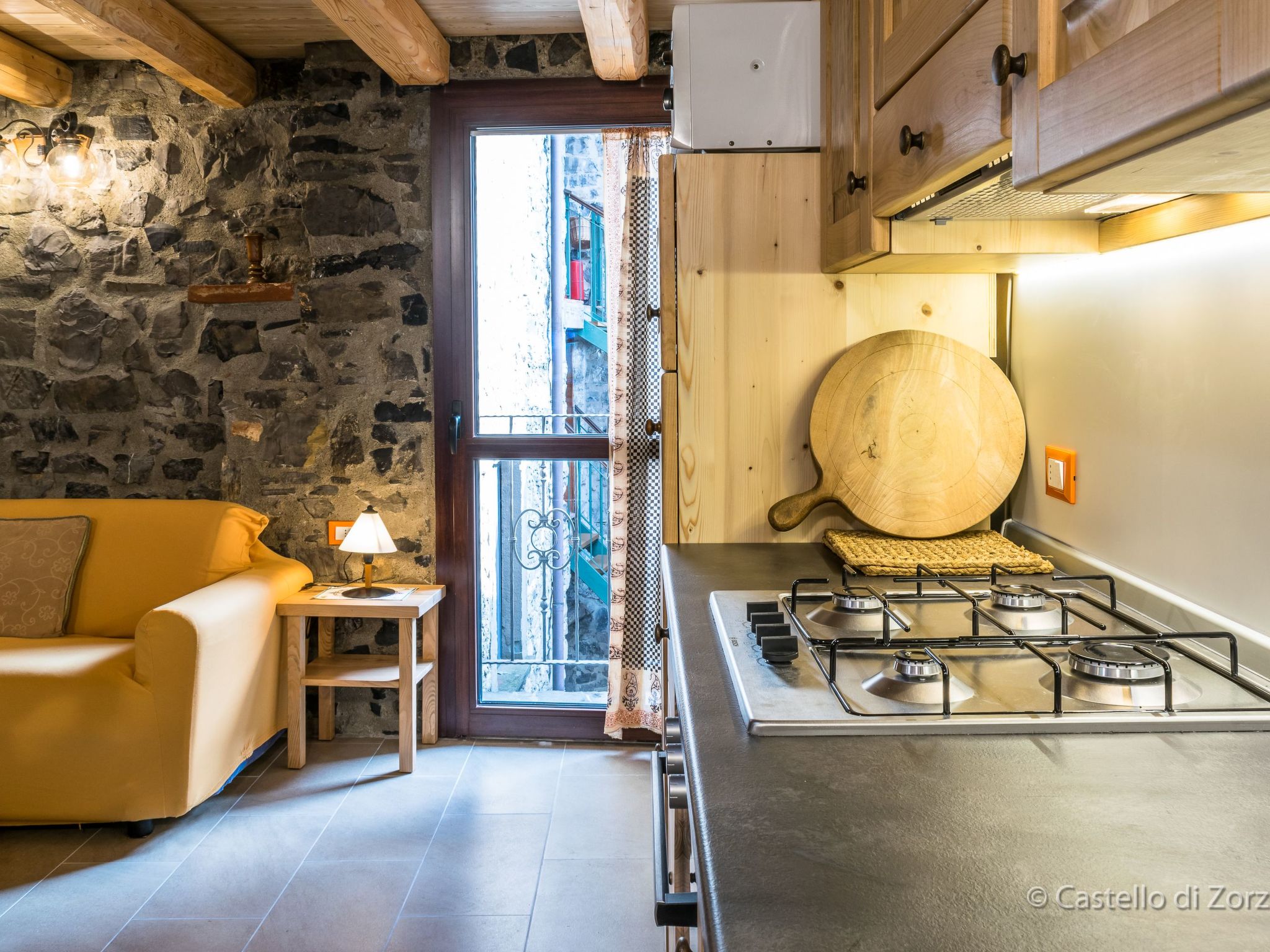 Studio-Apartment mit Zwischengeschoss in einem historischen Gebäude in Zorzino-Binnen