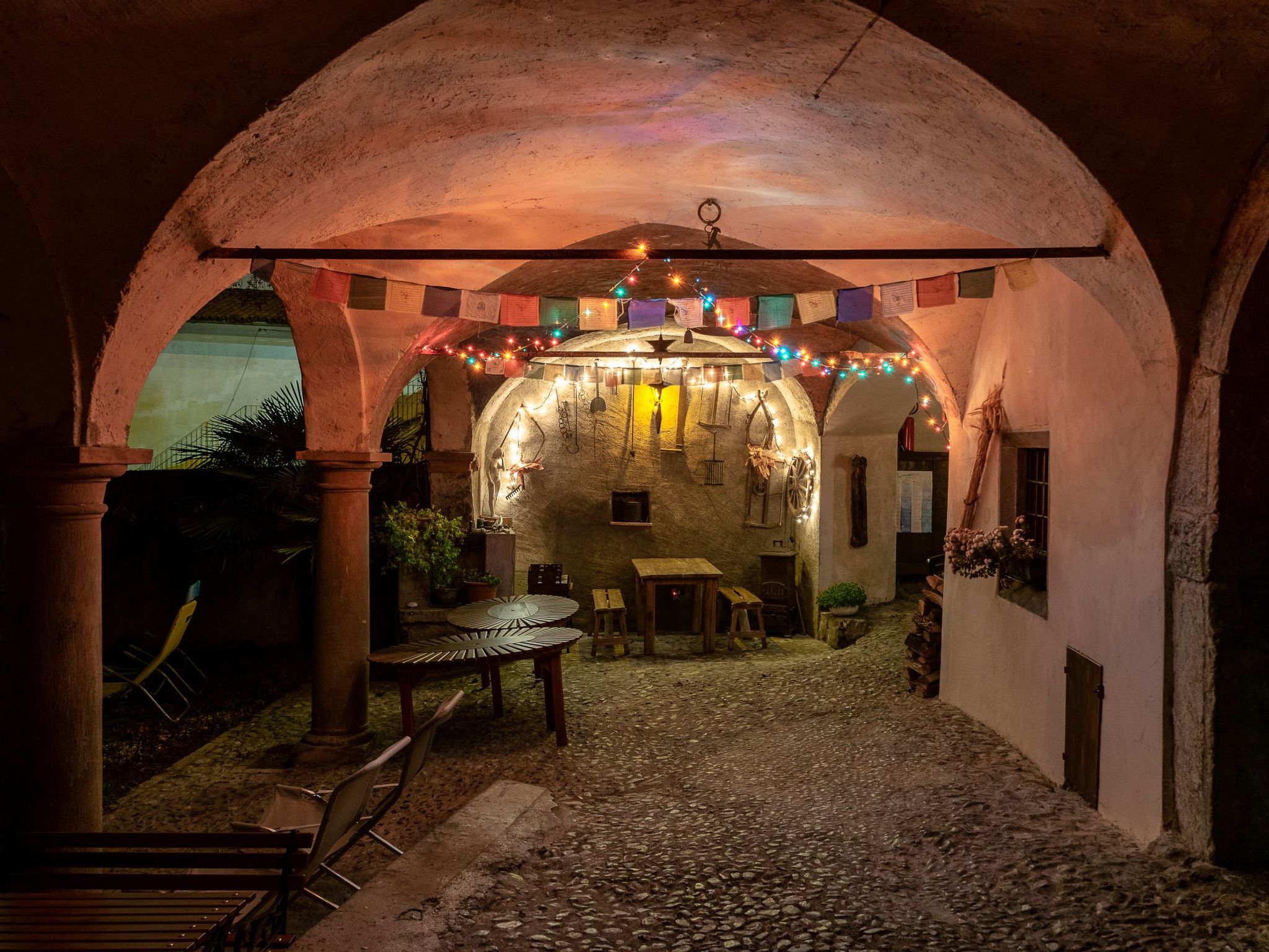 Studio-Apartment mit Zwischengeschoss in einem historischen Gebäude in Zorzino-Binnen