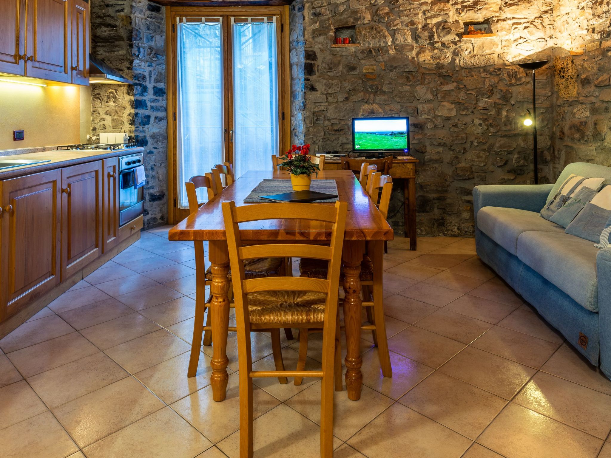 Dreistöckiges Apartment in einem historischen Gebäude-Binnen